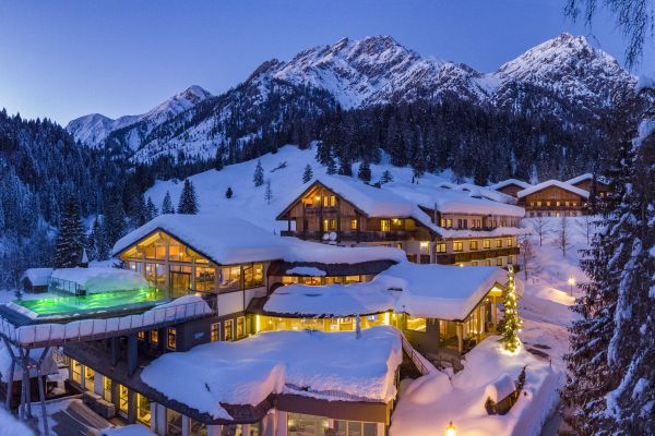 Almwellness Resort Tuffbad (Alpen)
